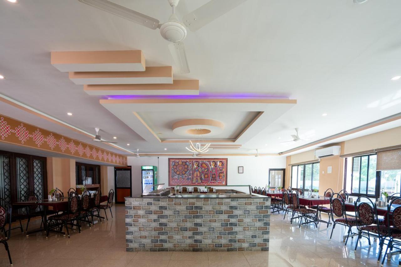 Hotel Tamilnadu, Madurai II Exteriör bild